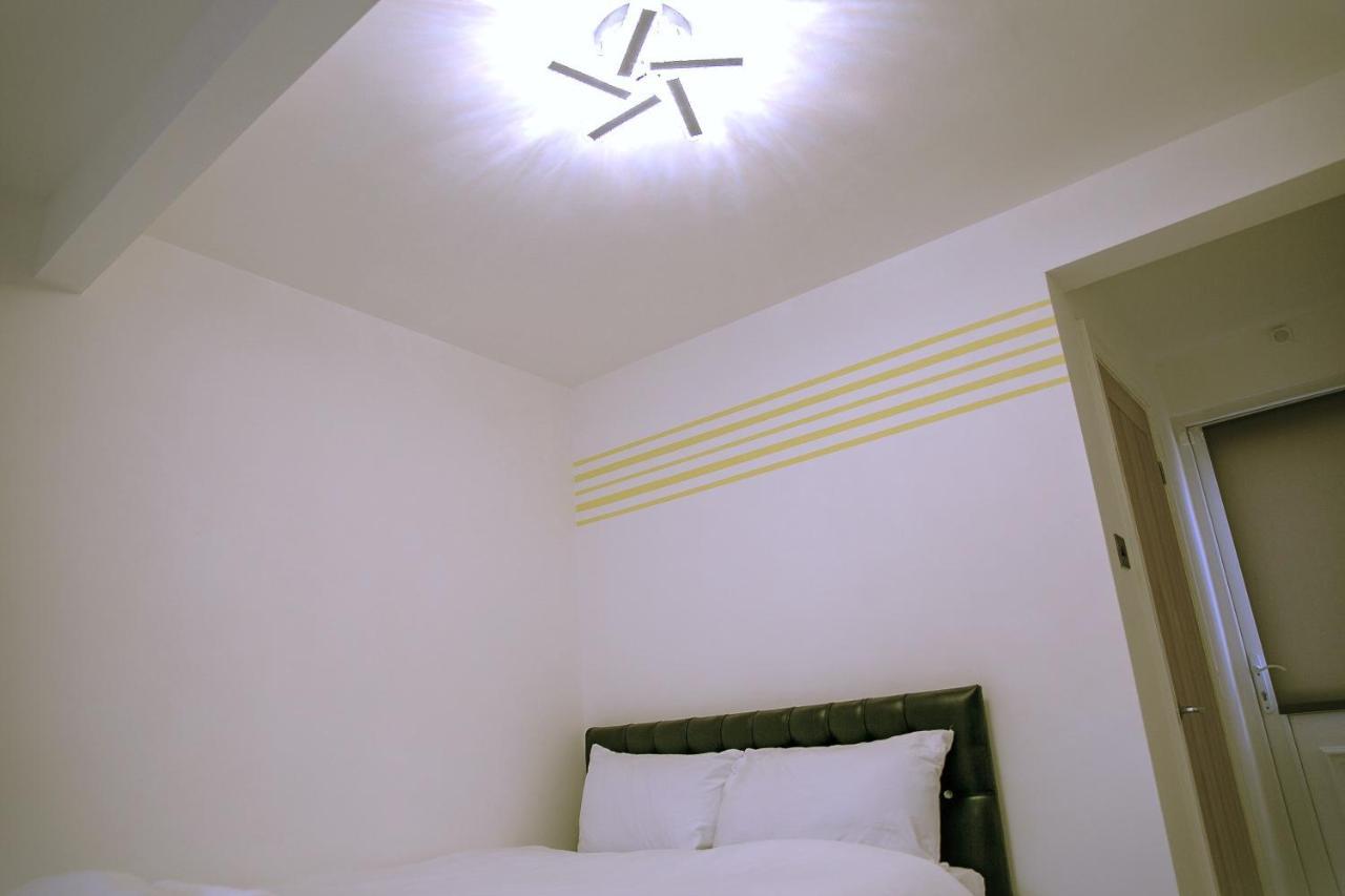 Rostron House Hotel Manchester Ngoại thất bức ảnh